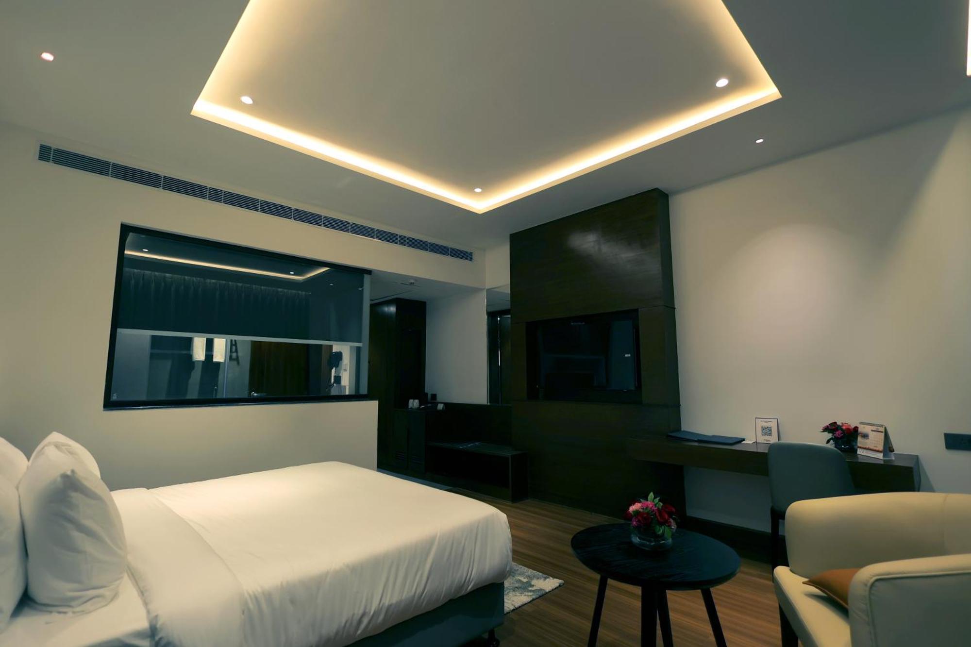 Hotel Pride Elite Haridwār Extérieur photo